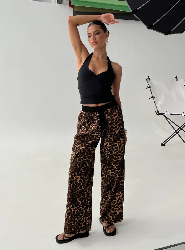 Women's Athletic Outfit Zephura Boxer Pant Leopard