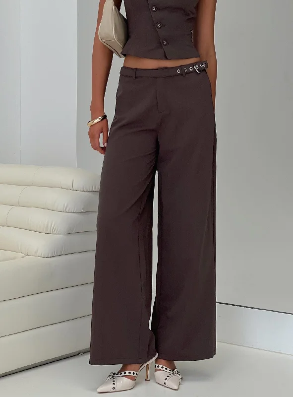 Stylish Women's Outfit Miku Pants Brown