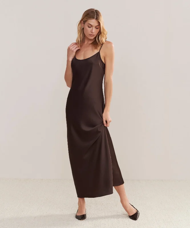 Women's Effortless Casual Outfit Cleo Slip Dress