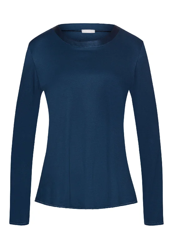 Women's Layered Outfit Grand Central TENCEL™ and Silk Trim Relaxed Top | Mystic Blue 77381-1652