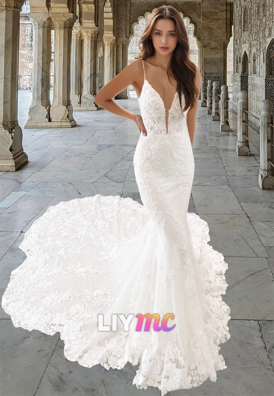 Women's Evening Wear Outfit LW026 - Romantic Lace Wedding Dress Deep V neck Mermaid Wedding Gown