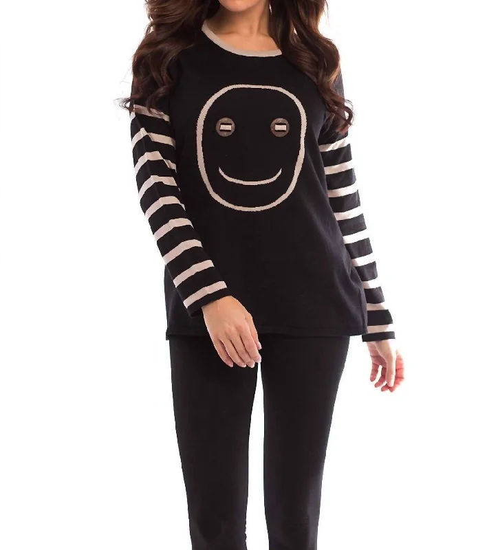 Women's Elegant Outfit Wood Button Smiley Face Pullover In Black/stone