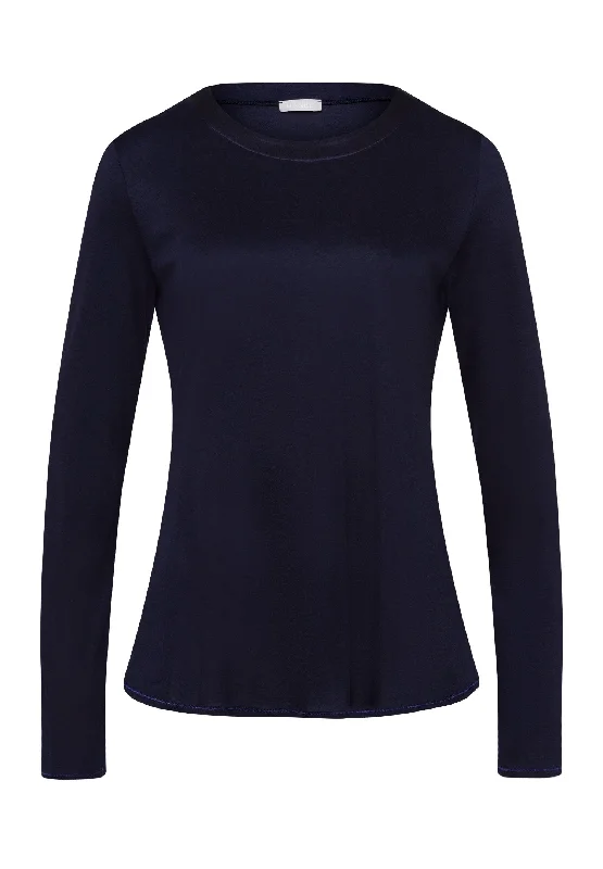 Comfortable Outfit For Women Grand Central TENCEL™ and Silk Trim Relaxed Top | Deep Navy 77381-1610