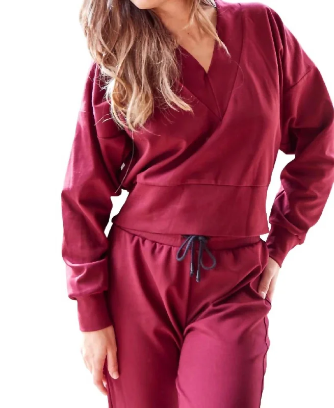 Women's Elegant Outfit Alona V Neck Sweatshirt In Burgundy