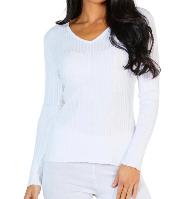 Women's Party Outfit Braided V-Neck Sweater In White