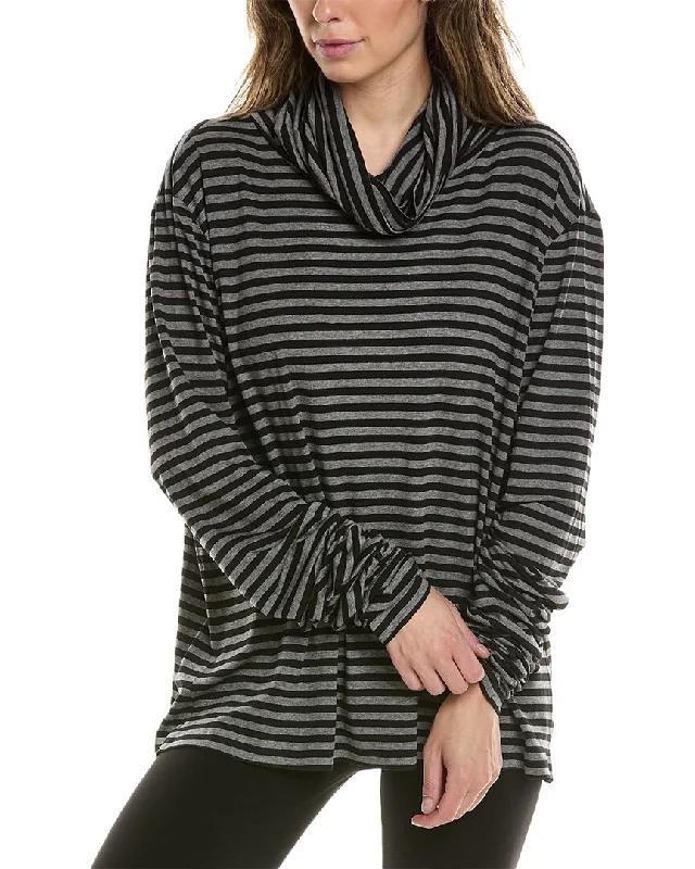 Women's Everyday Garments Norma Kamali Oversized Turtleneck Top