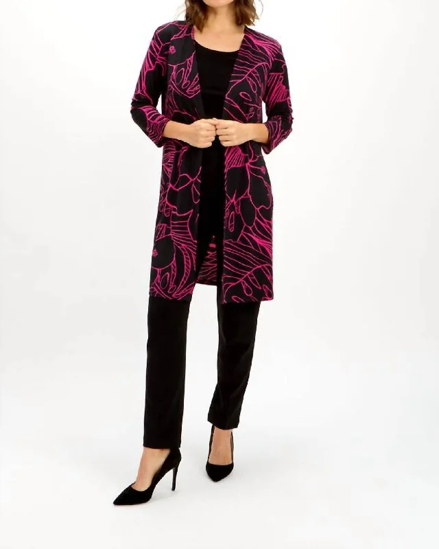 Women's Plus-Size Outfit Abstract Print Cardigan In Black/fuchsia