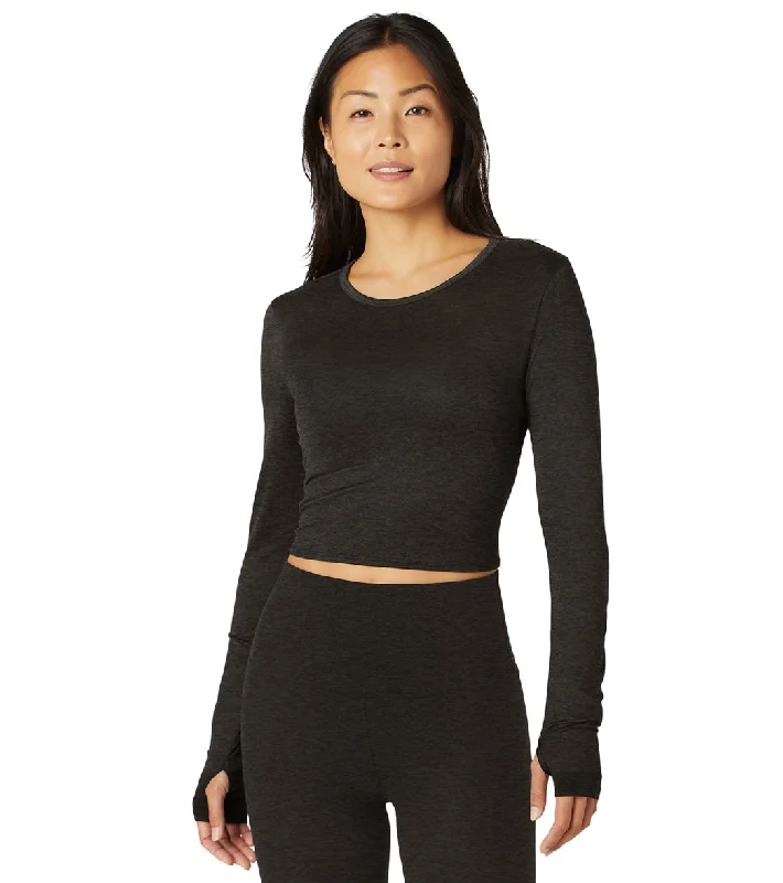 Women's Apparel And Garments Beyond Yoga Featherweight Sunrise Cropped Pullover Darkest Night