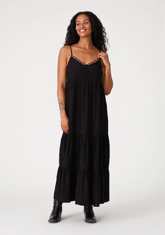 Women's Stylish Casual Garments Black Scalloped Embroidered Neckline Maxi Dress