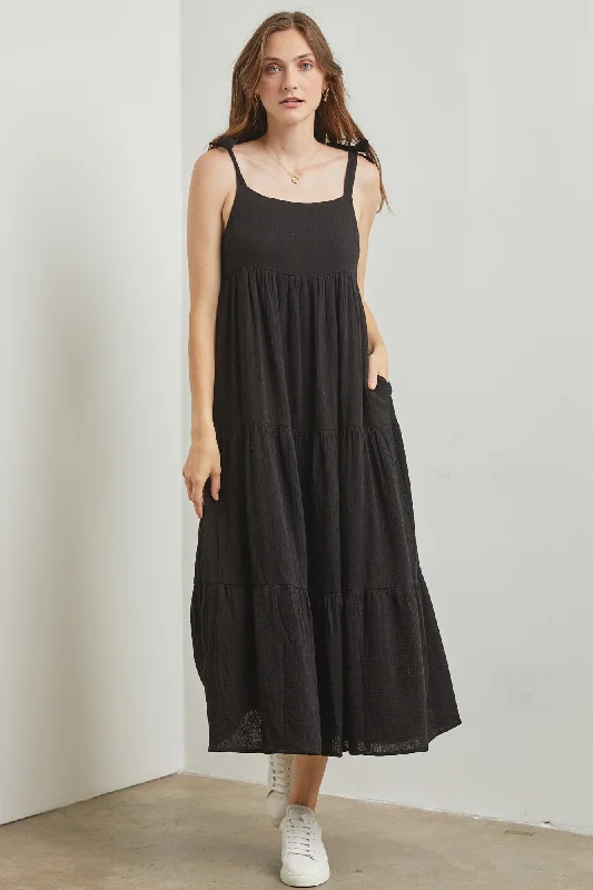 Comfortable Garments For Women Black Sleeveless Tiered Maxi Dress